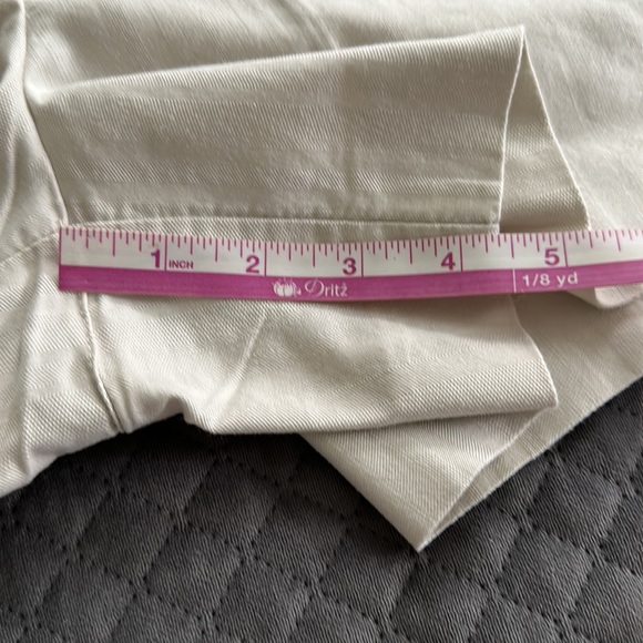 Ann Taylor short size 4 - Picture 5 of 6